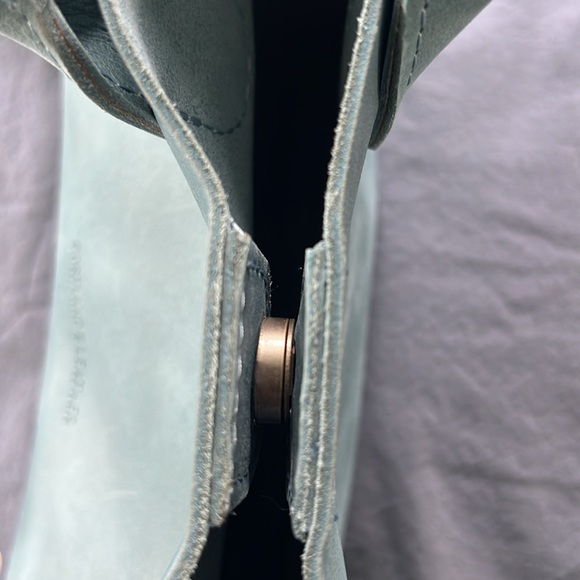 Portland Leather Crossbody Tote + Matching card holder - Picture 9 of 14